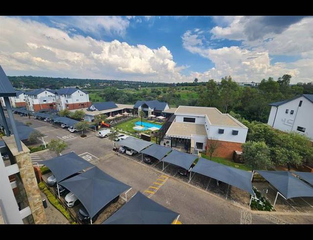 1 BEDROOM APARTMENT FOR SALE IN OLIVEDALE